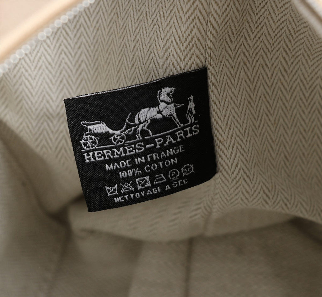 Hermes Bride-A-Brac 25 Beige Canvas