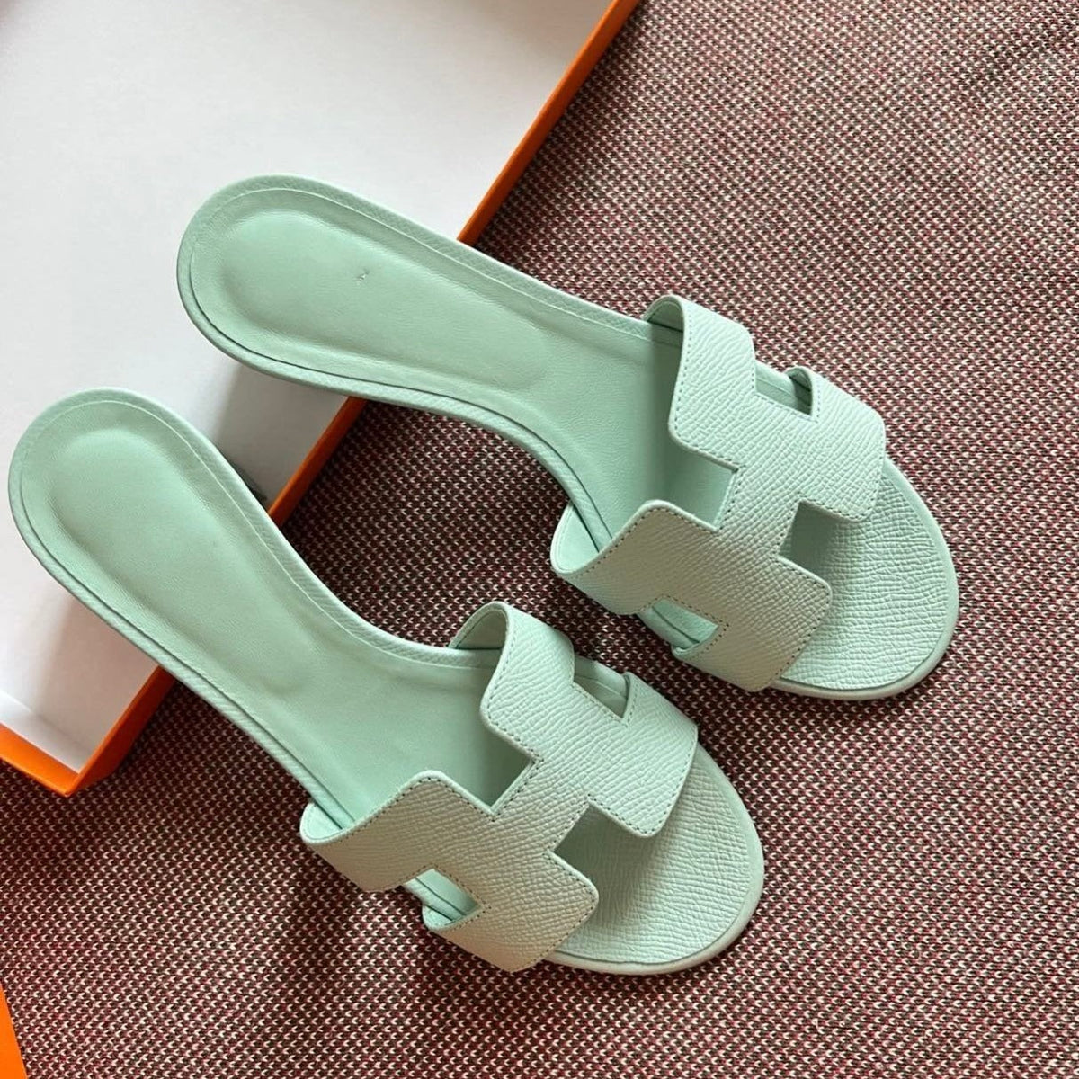 Hermes 0ASIS Sandal Epsom Calfskin Ice