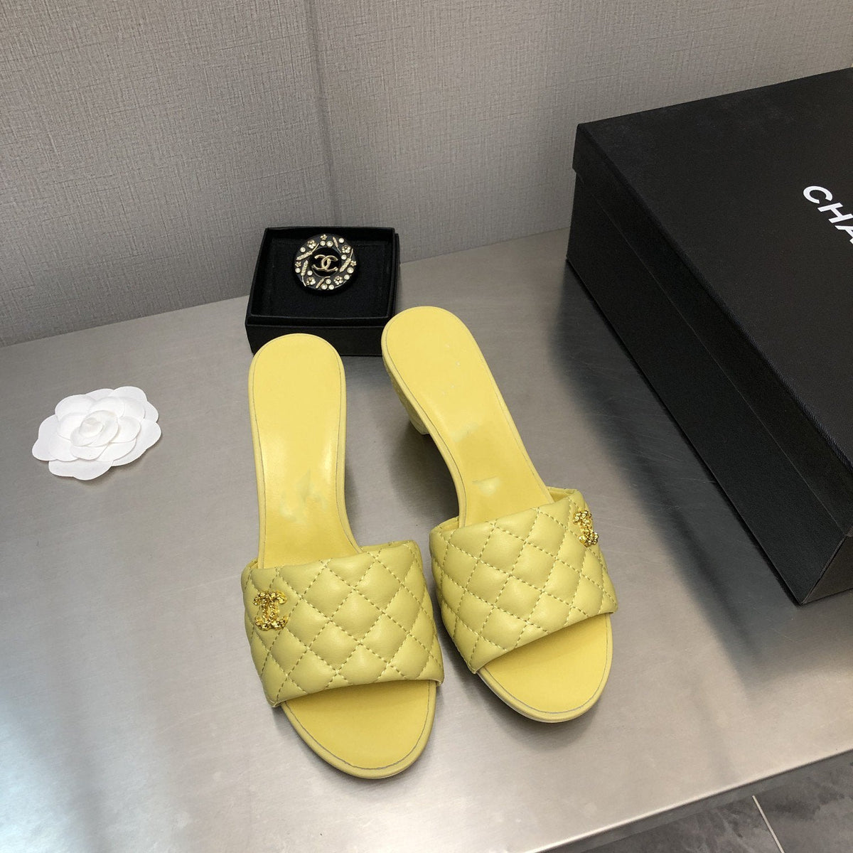 Chanel Rev Cone Heel Mule Slide Sandal Lime Quilted Lambskin 6cm
