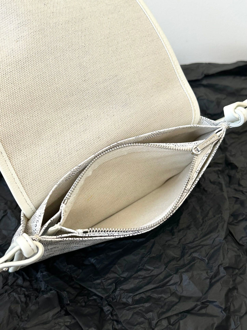Goyard Plumet Pocket Wallet 20 in White Goyardine Canvas and Lambskin Trim