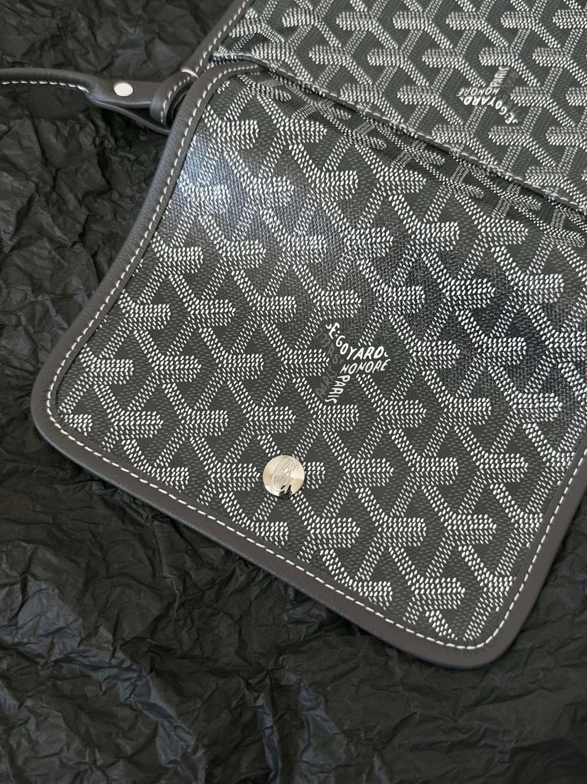 Goyard Plumet Pocket Wallet 20 in Grey Black Goyardine Canvas and Lambskin Trim