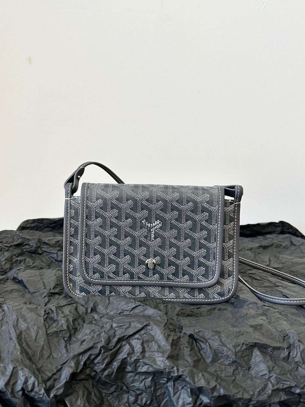 Goyard Plumet Pocket Wallet 20 in Grey Black Goyardine Canvas and Lambskin Trim