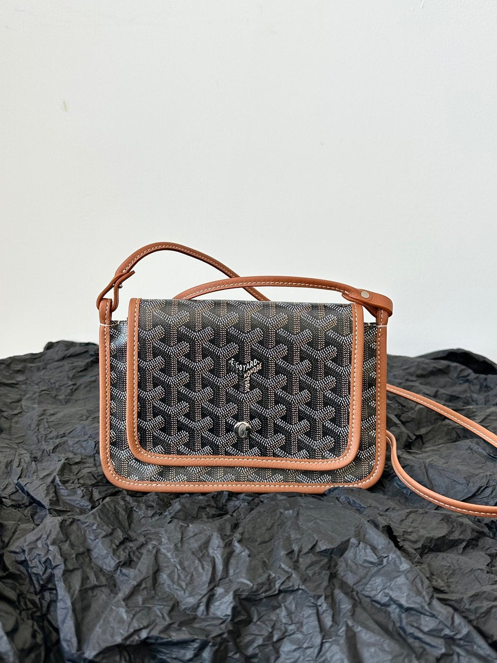 Goyard Plumet Pocket Wallet 20 in Black Goyardine Canvas and Tan Lambskin Trim