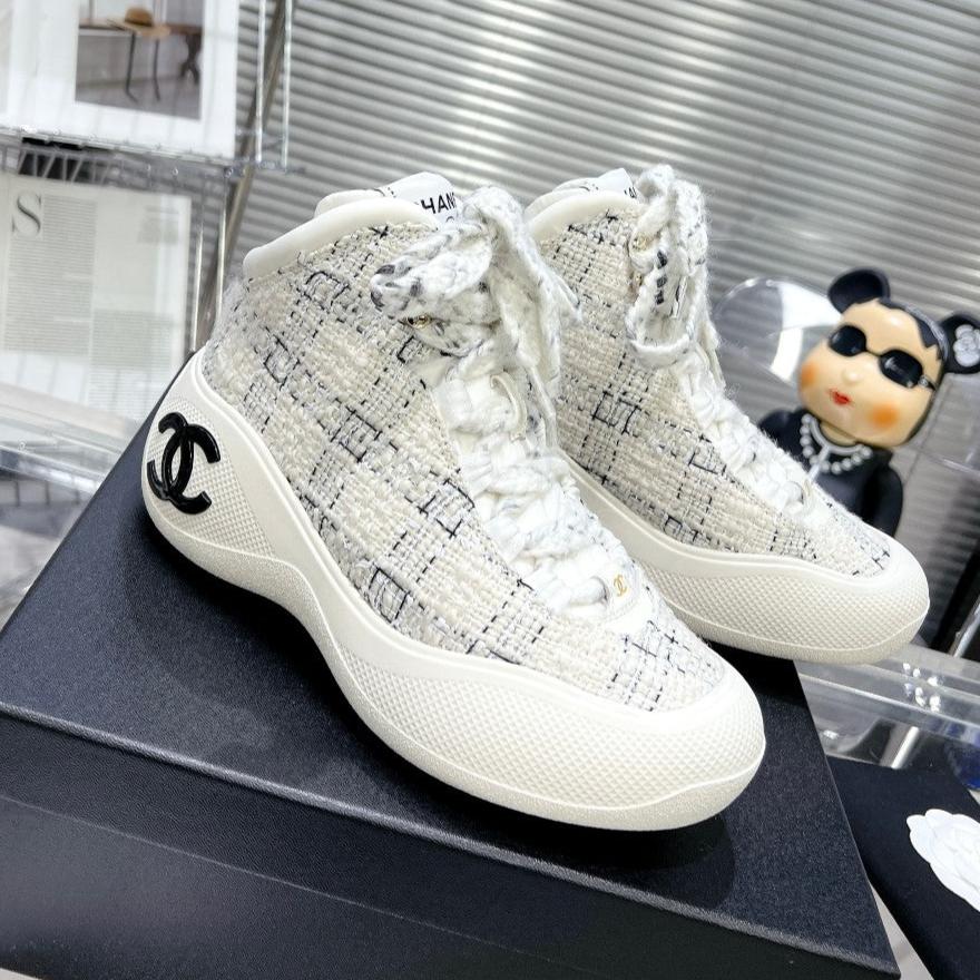 Chanel Cano Alto Sneaker in White Wool Tweed and Rubber