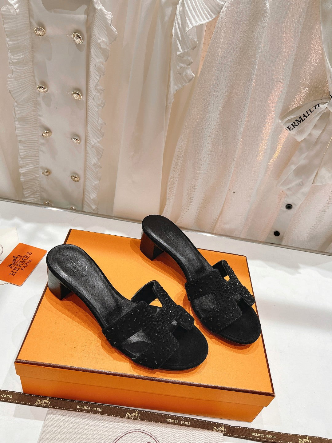 Hermes 0ASIS Sandals Lambskin Attach Crystal-Black