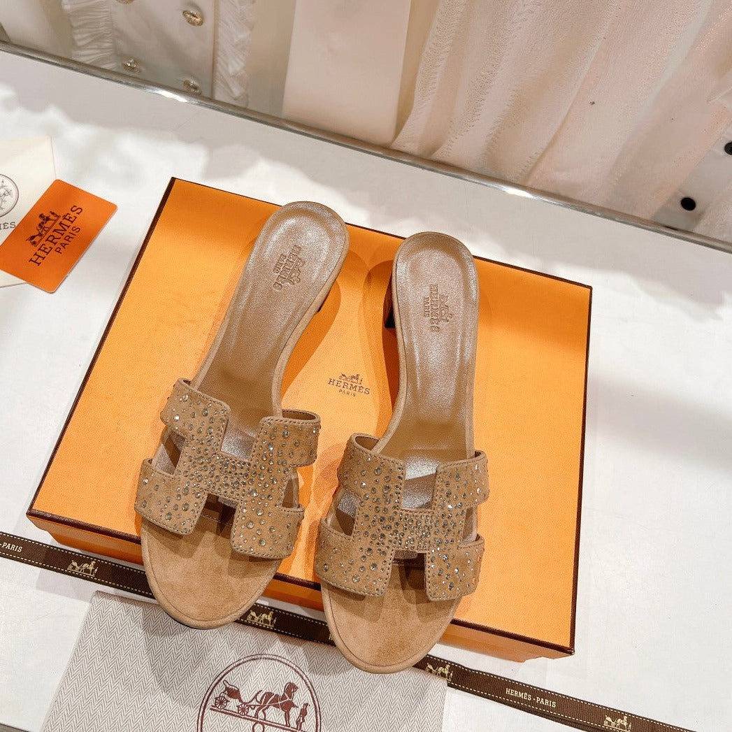 Hermes 0ASIS Sandals Caramel Lambskin Attach Crystal