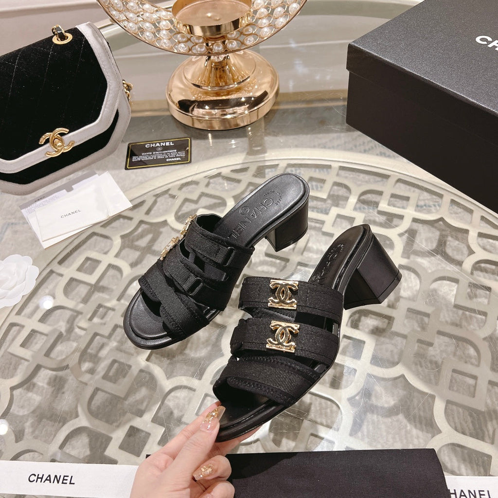 Chanel Double C Xiaoxiang Chain Fabric Head Chunky High Heel Black Lambskin