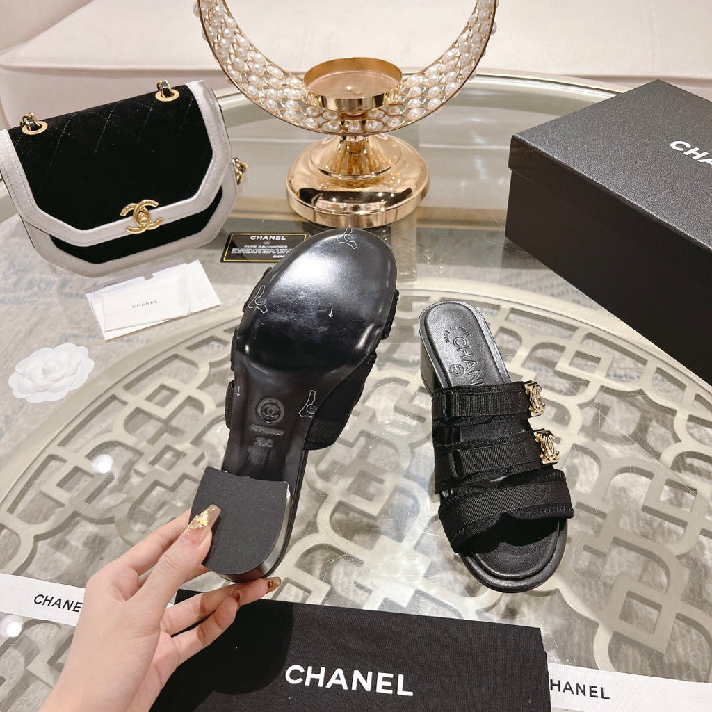 Chanel Double C Xiaoxiang Chain Fabric Head Chunky High Heel Black Lambskin