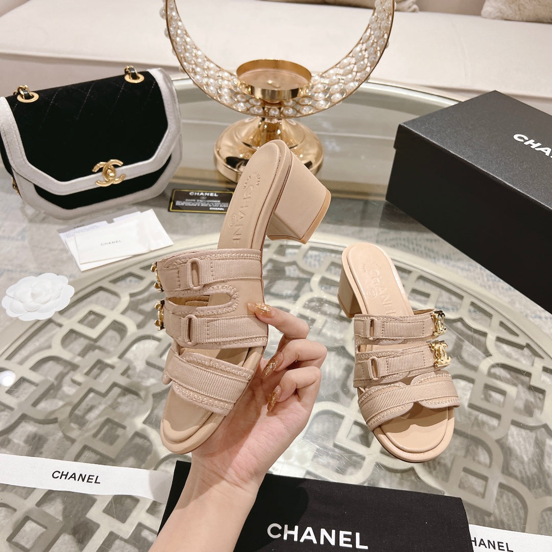 Chanel Double C Xiaoxiang Chain Fabric Head Chunky High Heel Cream Lambskin