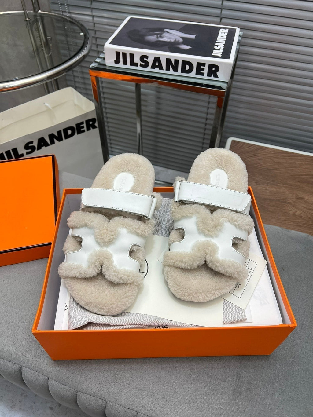 Hermes Chypre Slippers in Beige Lamb Wool and White Calfskin