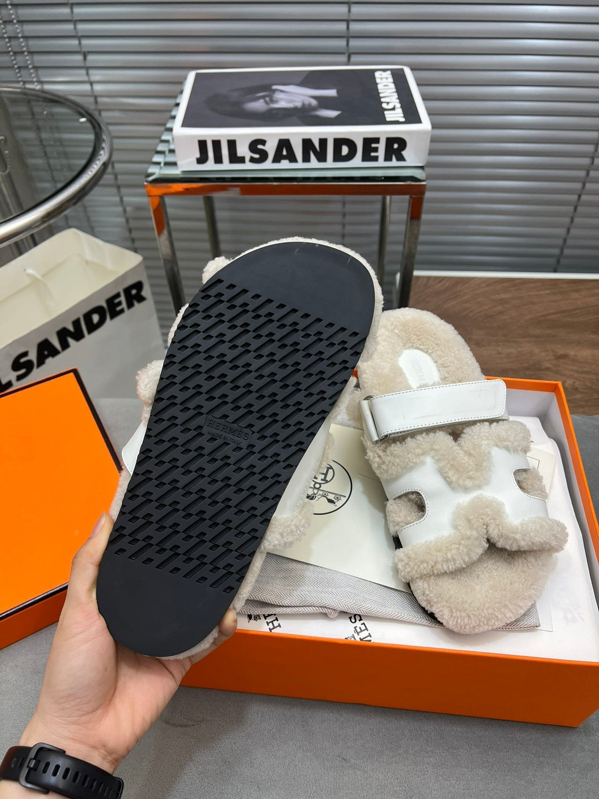 Hermes Chypre Slippers in Beige Lamb Wool and White Calfskin