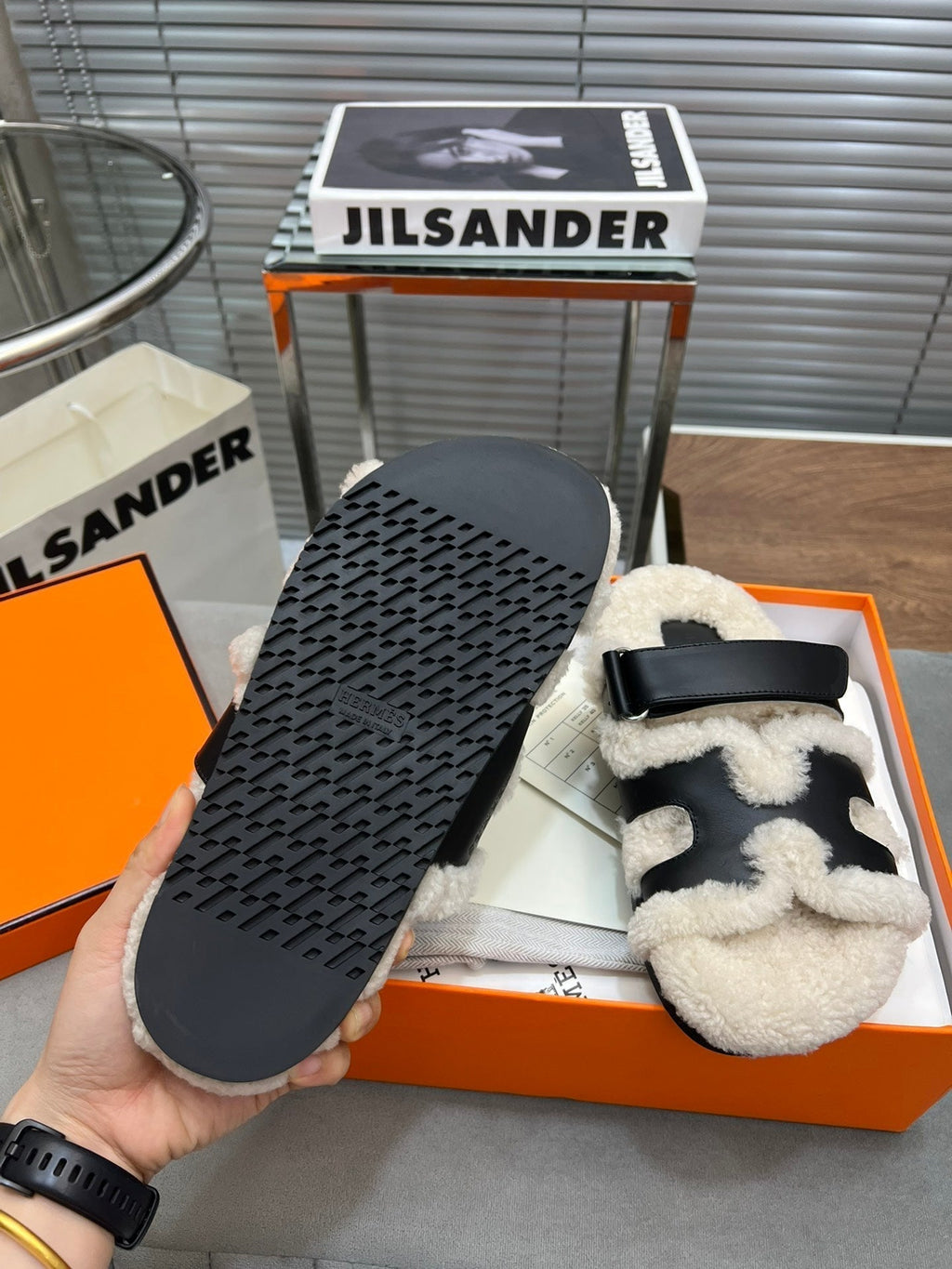 Hermes Chypre Slippers in Beige Lamb Wool and Black Calfskin