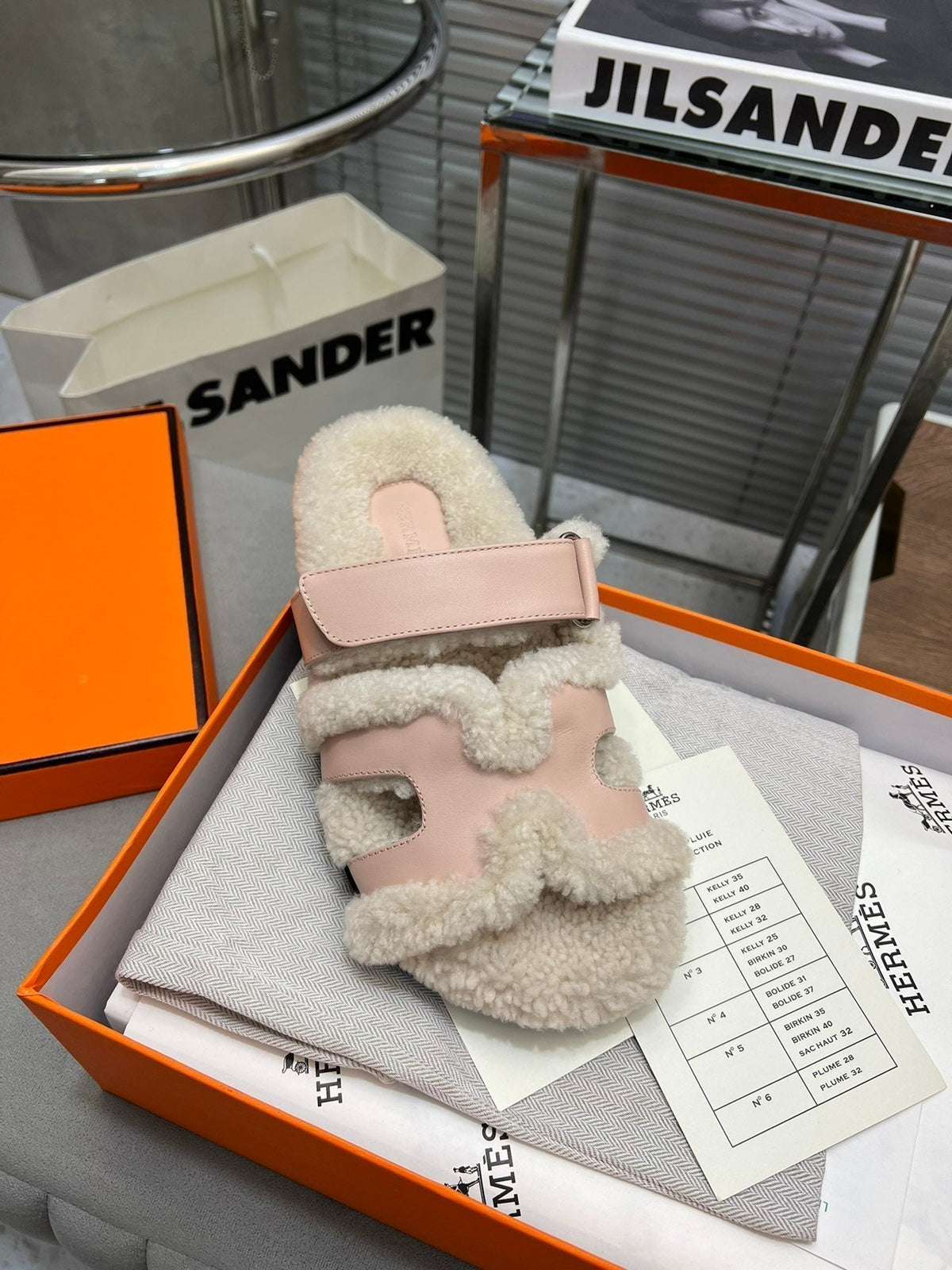 Hermes Chypre Slippers in Beige Lamb Wool and Baby Pink Calfskin