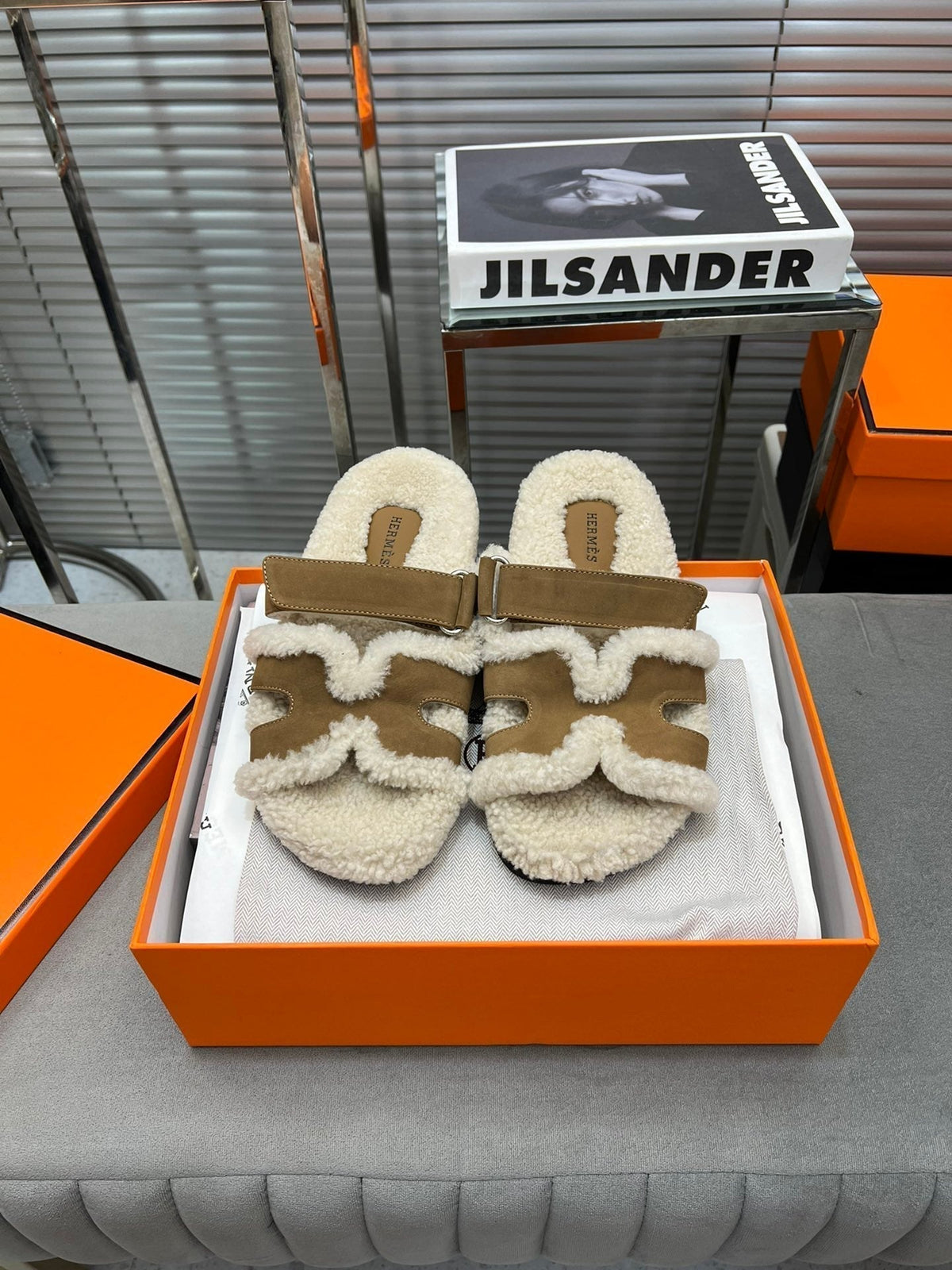 Hermes Chypre Slippers in Beige Lamb Wool and Light French Beige Suede