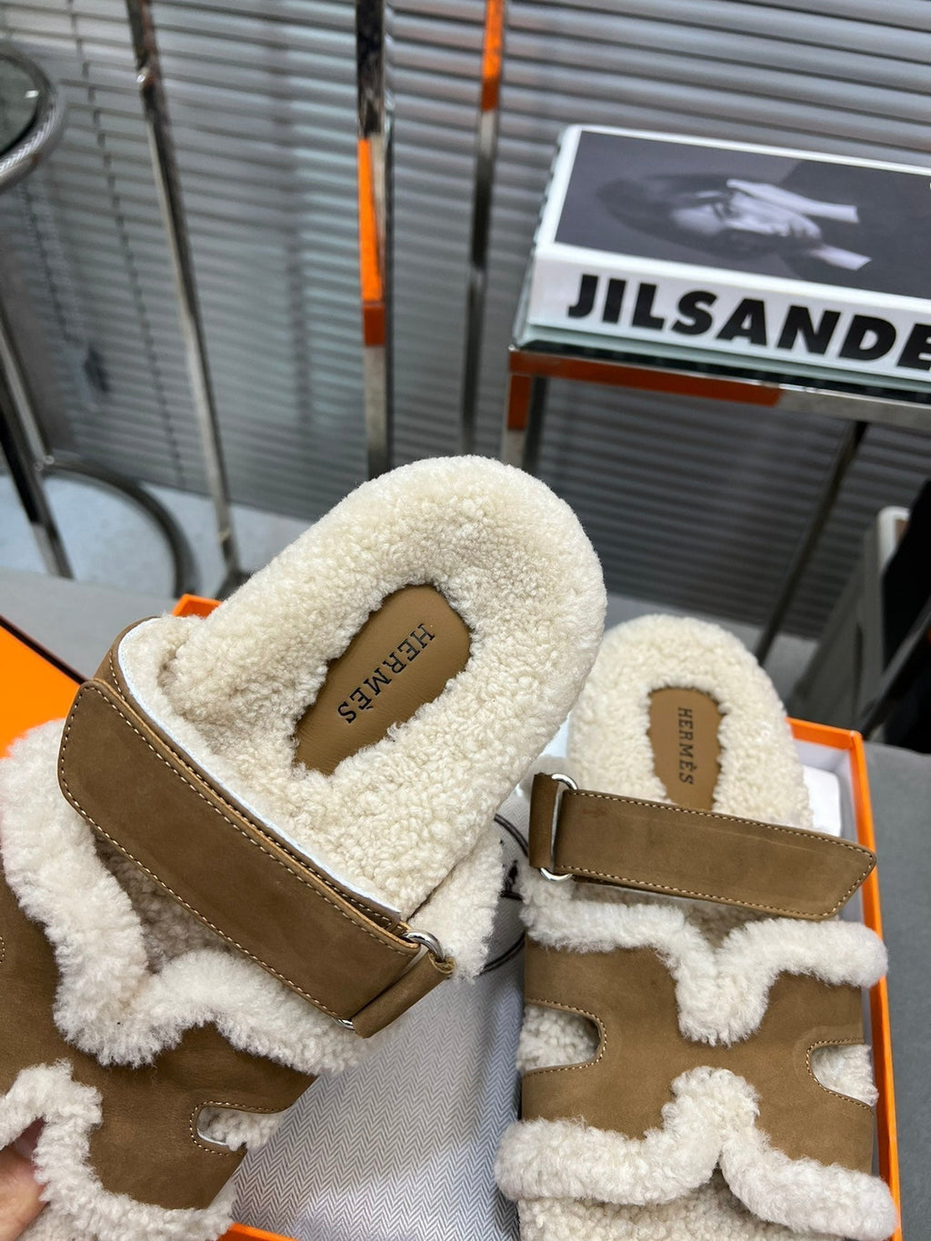 Hermes Chypre Slippers in Beige Lamb Wool and Light French Beige Suede