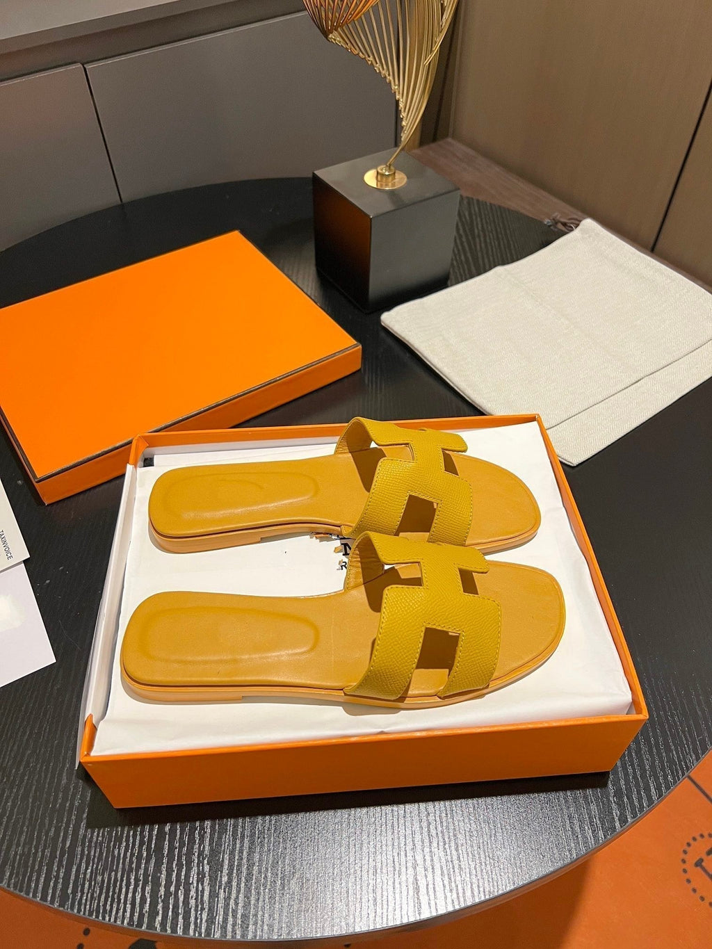 Hermes 0RAN Sandal Leather Medallion