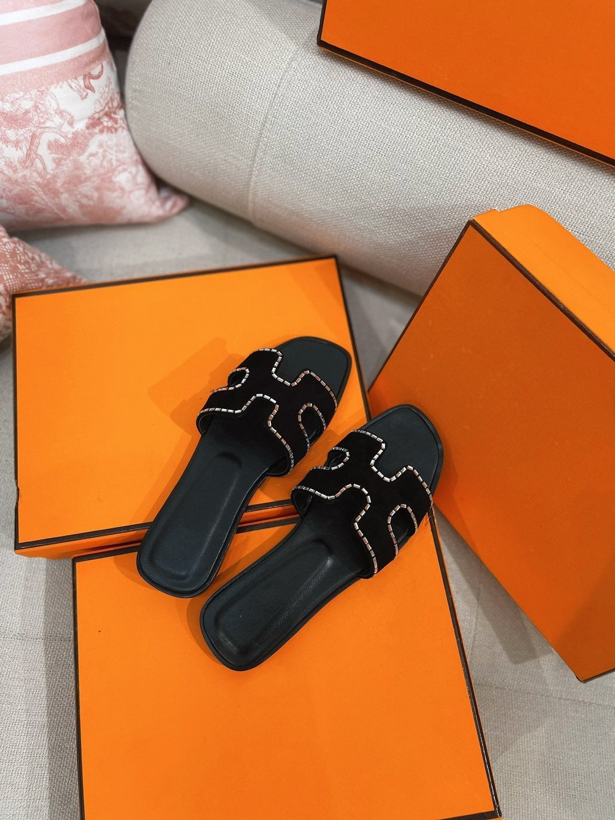 Hermes 0RAN Sandal Calfskin Rhinestone Black