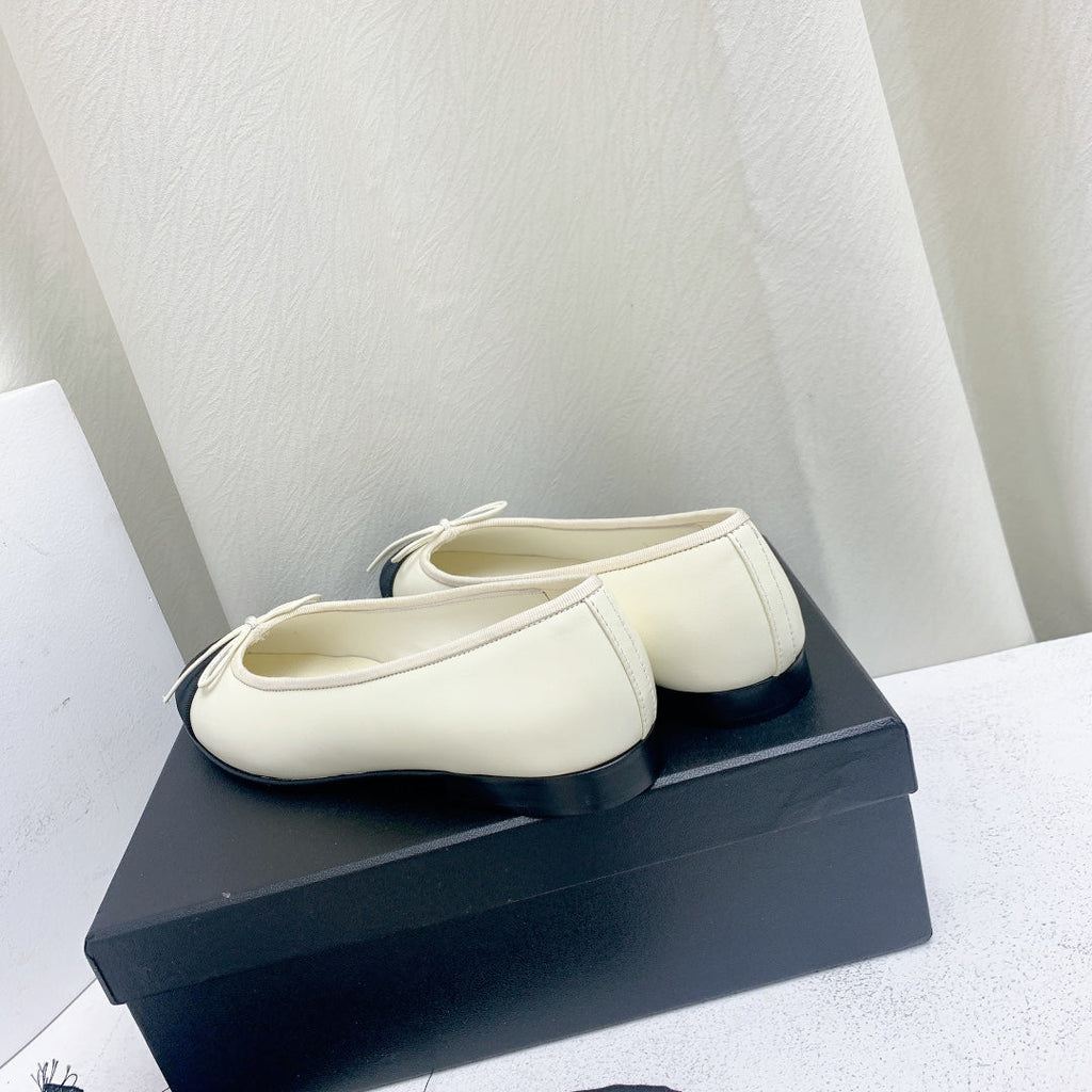 Chanel Ballet Flat White Black Lambskin Grosgrain
