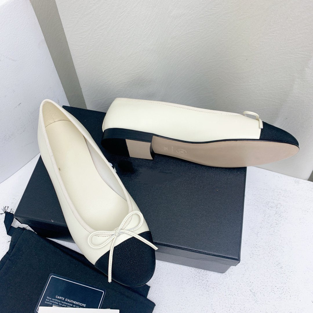 Chanel Ballet Flat White Black Lambskin Grosgrain