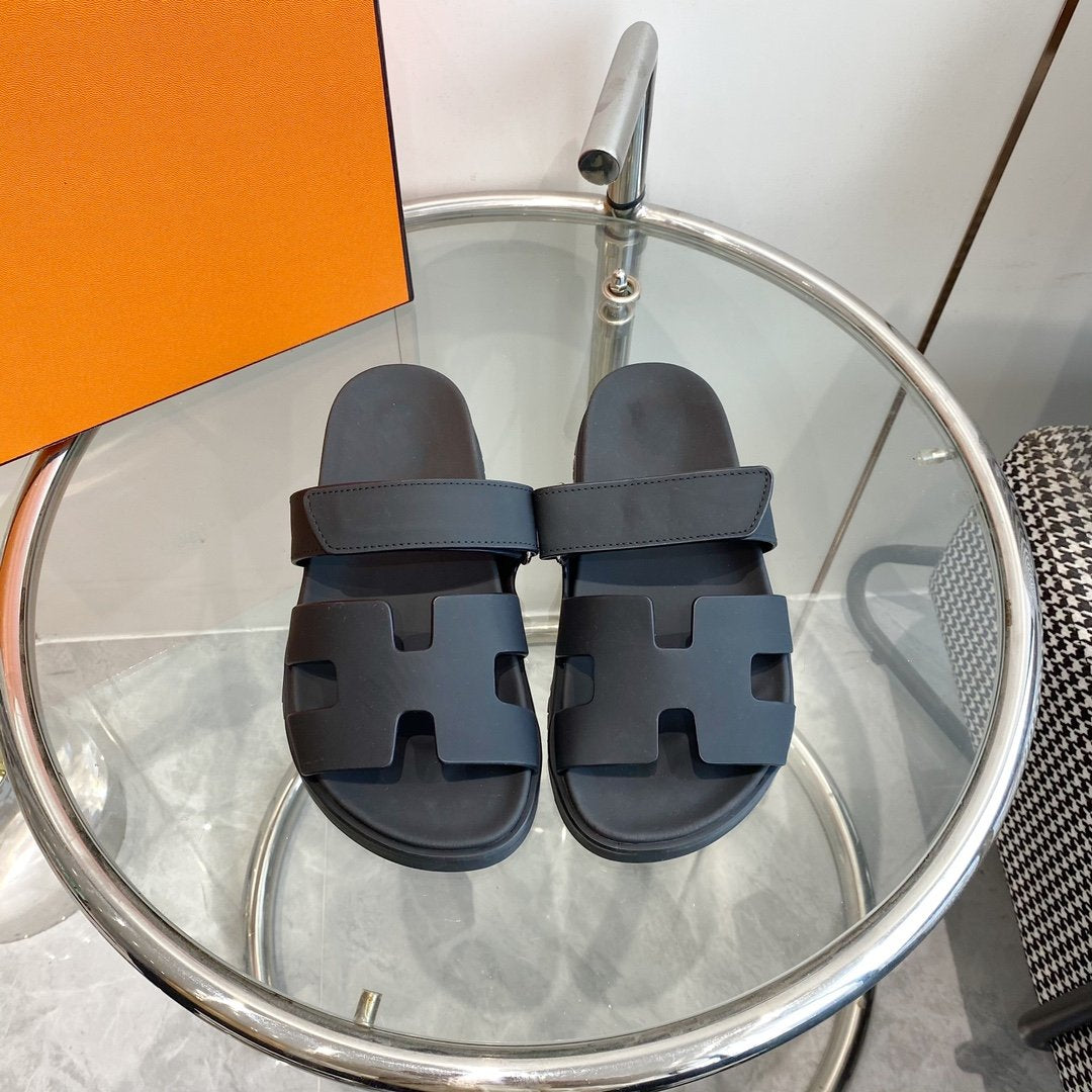 Hermes Chypre Sandal Black Mastic Calfskin Leather