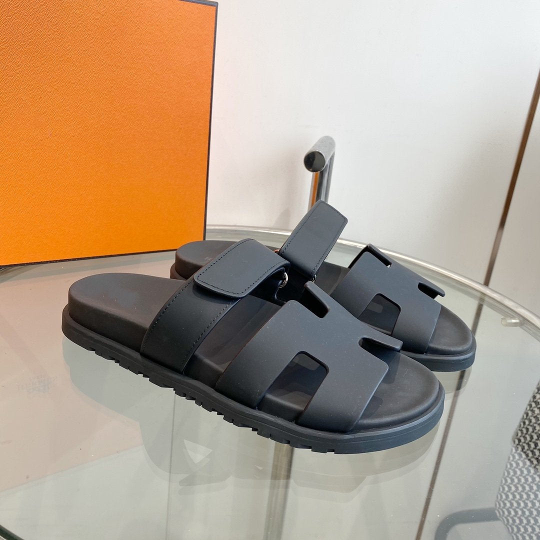 Hermes Chypre Sandal Black Mastic Calfskin Leather