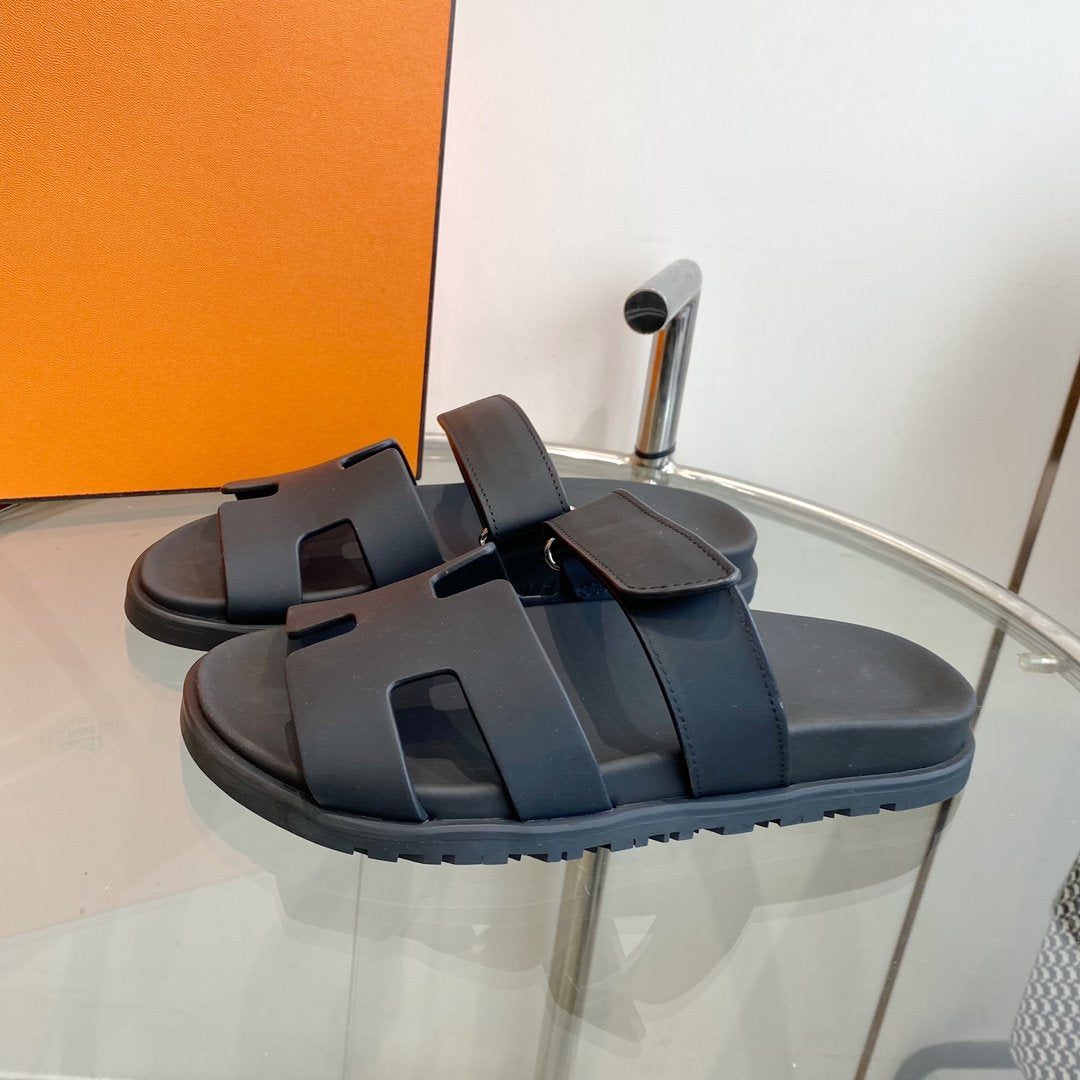 Hermes Chypre Sandal Black Mastic Calfskin Leather