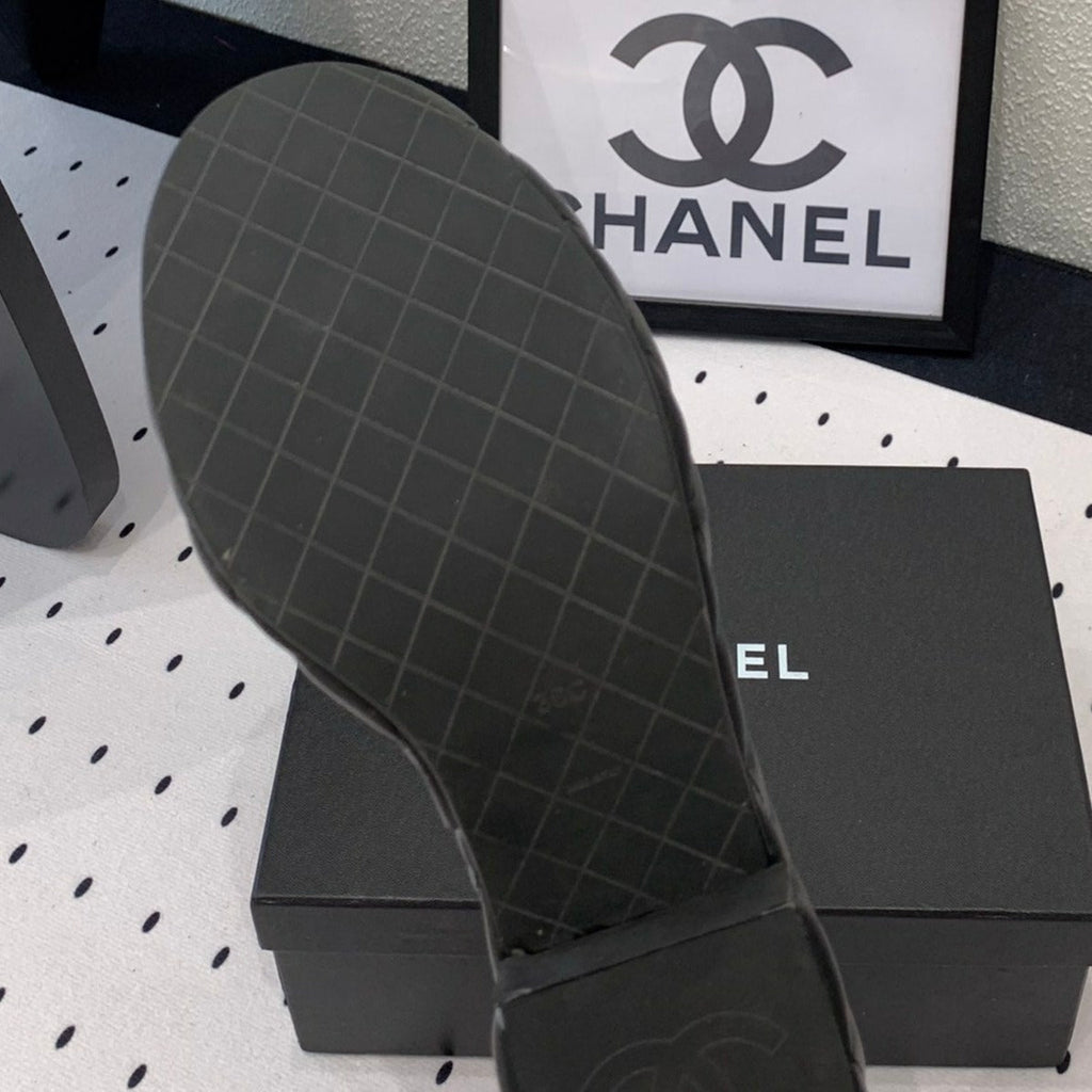Chanel Double Pearl Platform Sandals Sheepskin Black