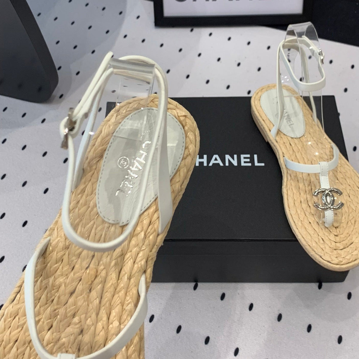 Chanel Double Vintage Straw Sandals Replica Designer Shoe White Beige Sheepskin