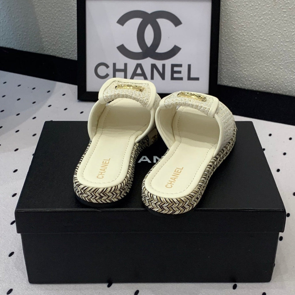 Chanel Double Women New Trendy Calfskin Slippers White