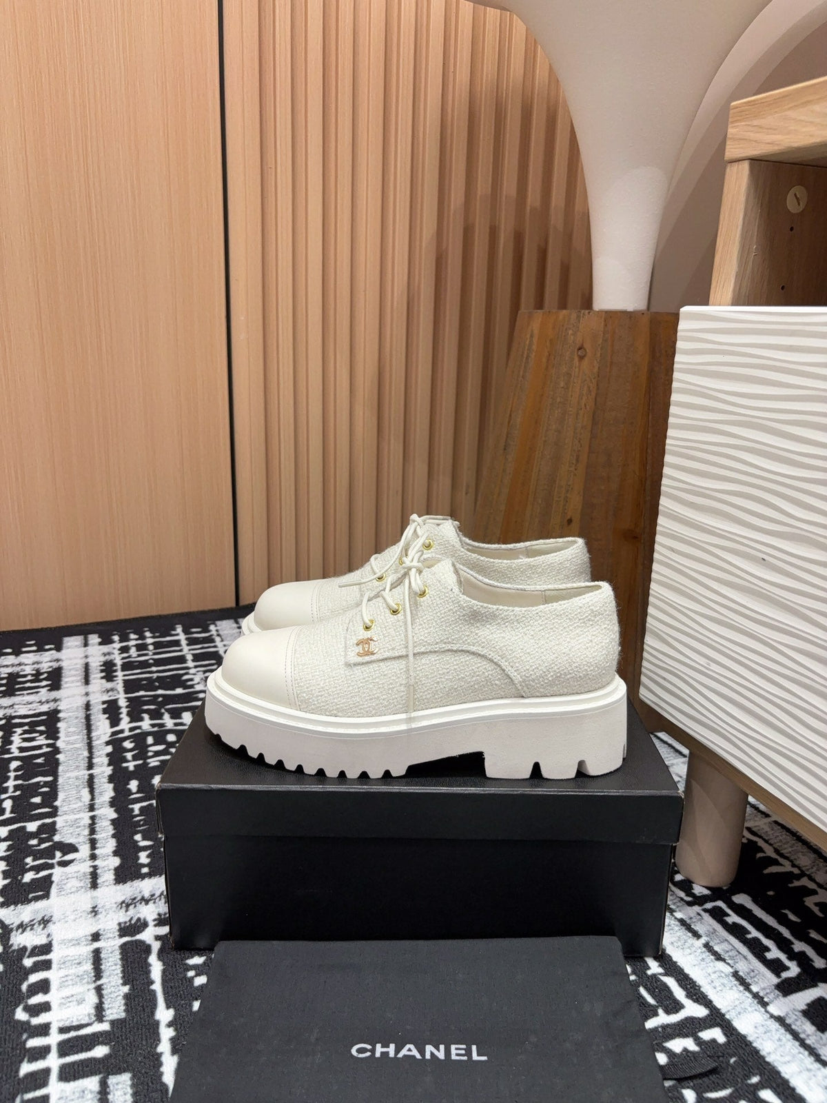 Chanel Oxford Shoes in White Tweed and Calfskin