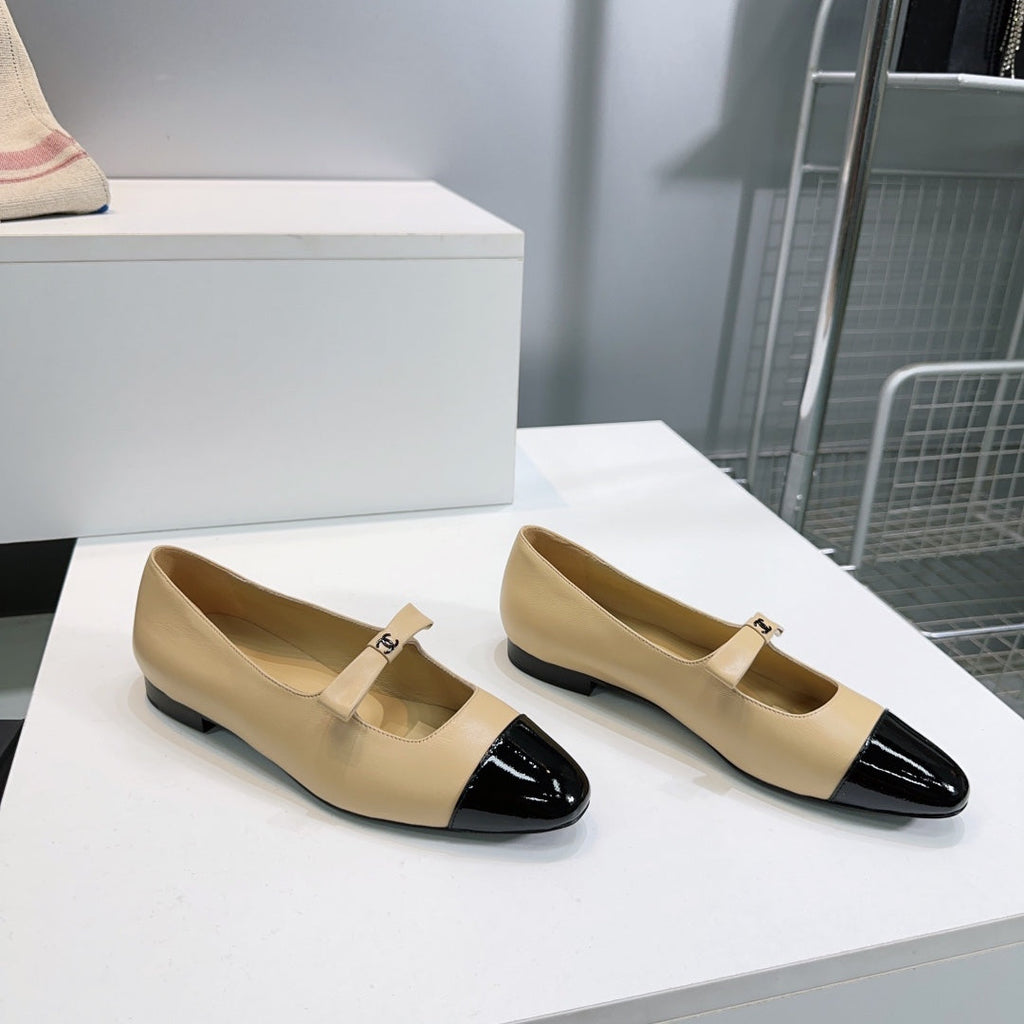 Chanel Flat Mary Jane Shoes 25S in Beige Lambskin Mix Black Glossy with Bow