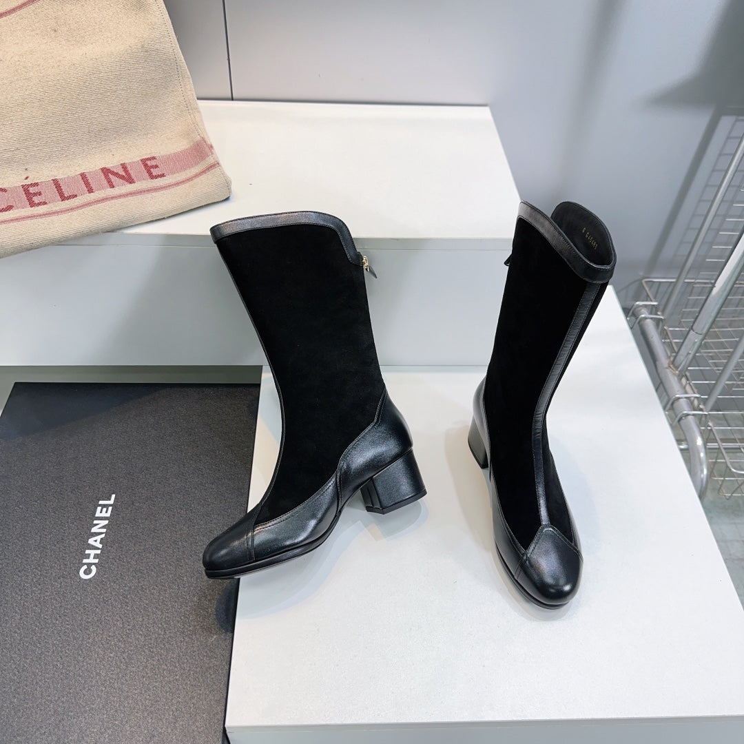 Chanel Short Boots 25S 45 mm in Black Suede and Lambskin