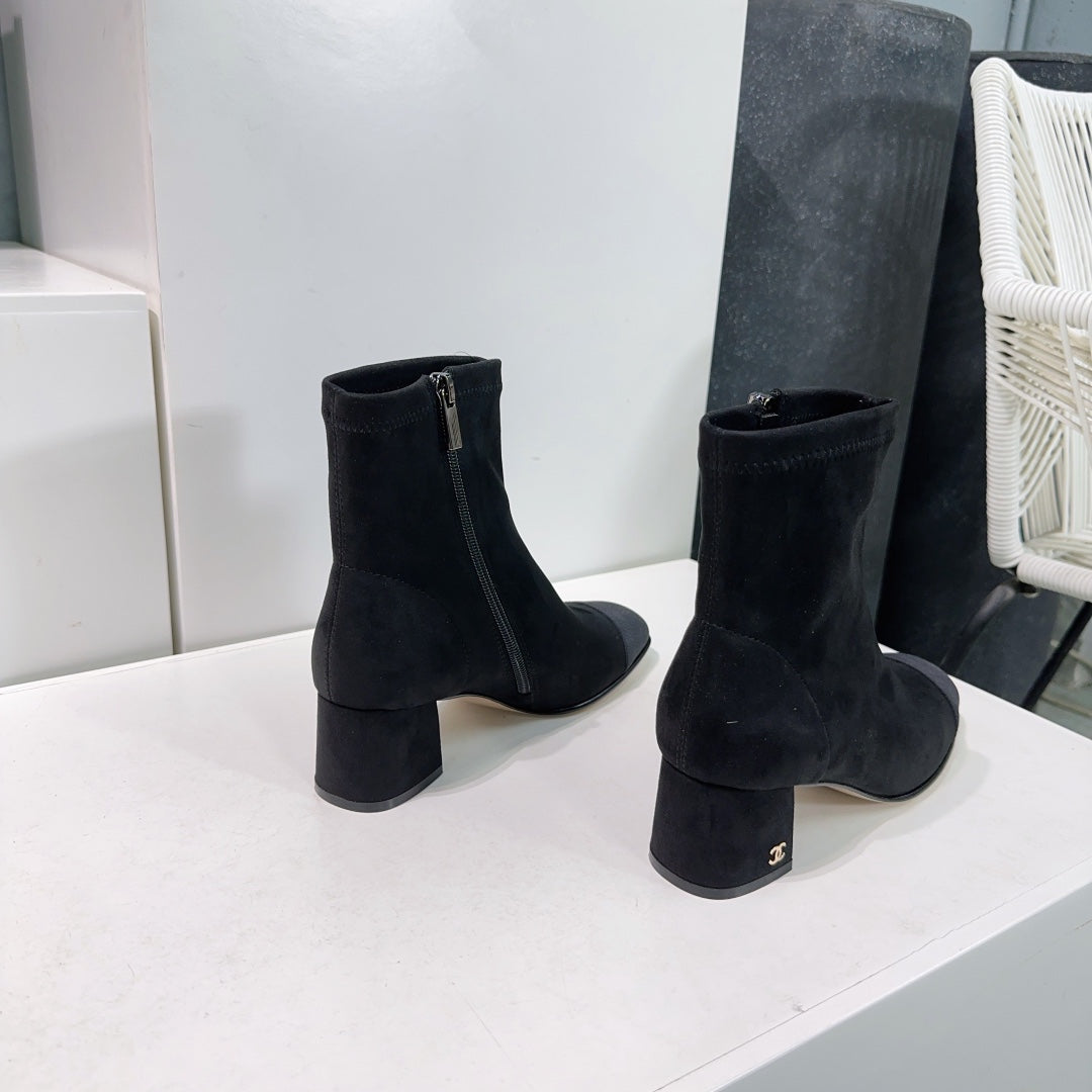 Chanel Ankle Boots 25S 45 mm in Black Suede with Zipper