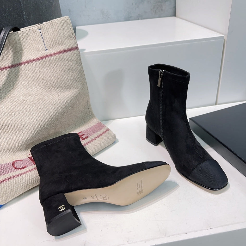 Chanel Ankle Boots 25S 45 mm in Black Suede with Zipper