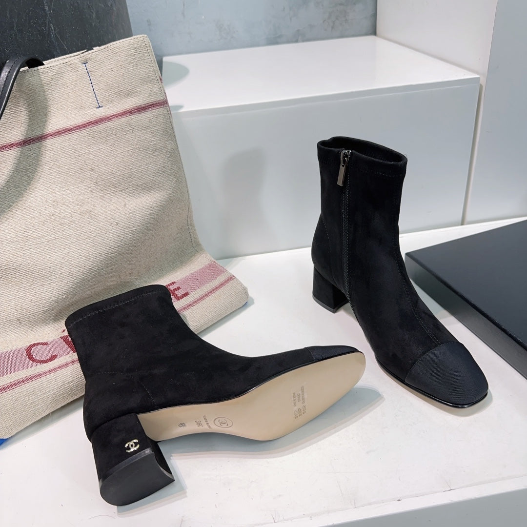 Chanel Ankle Boots 25S 45 mm in Black Suede with Zipper