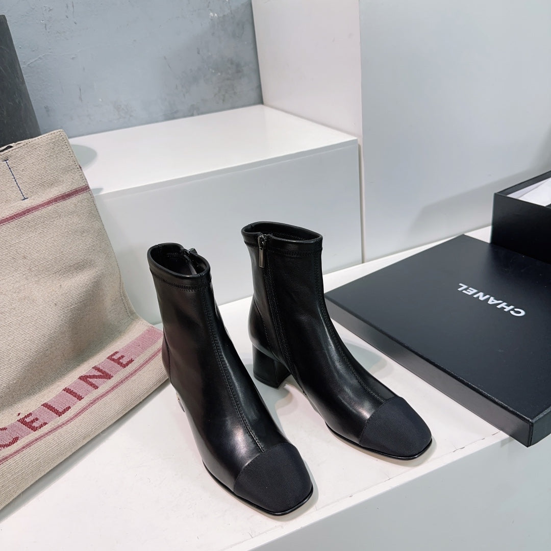 Chanel Ankle Boots 25S 45 mm in Black Lambskin with Zipper