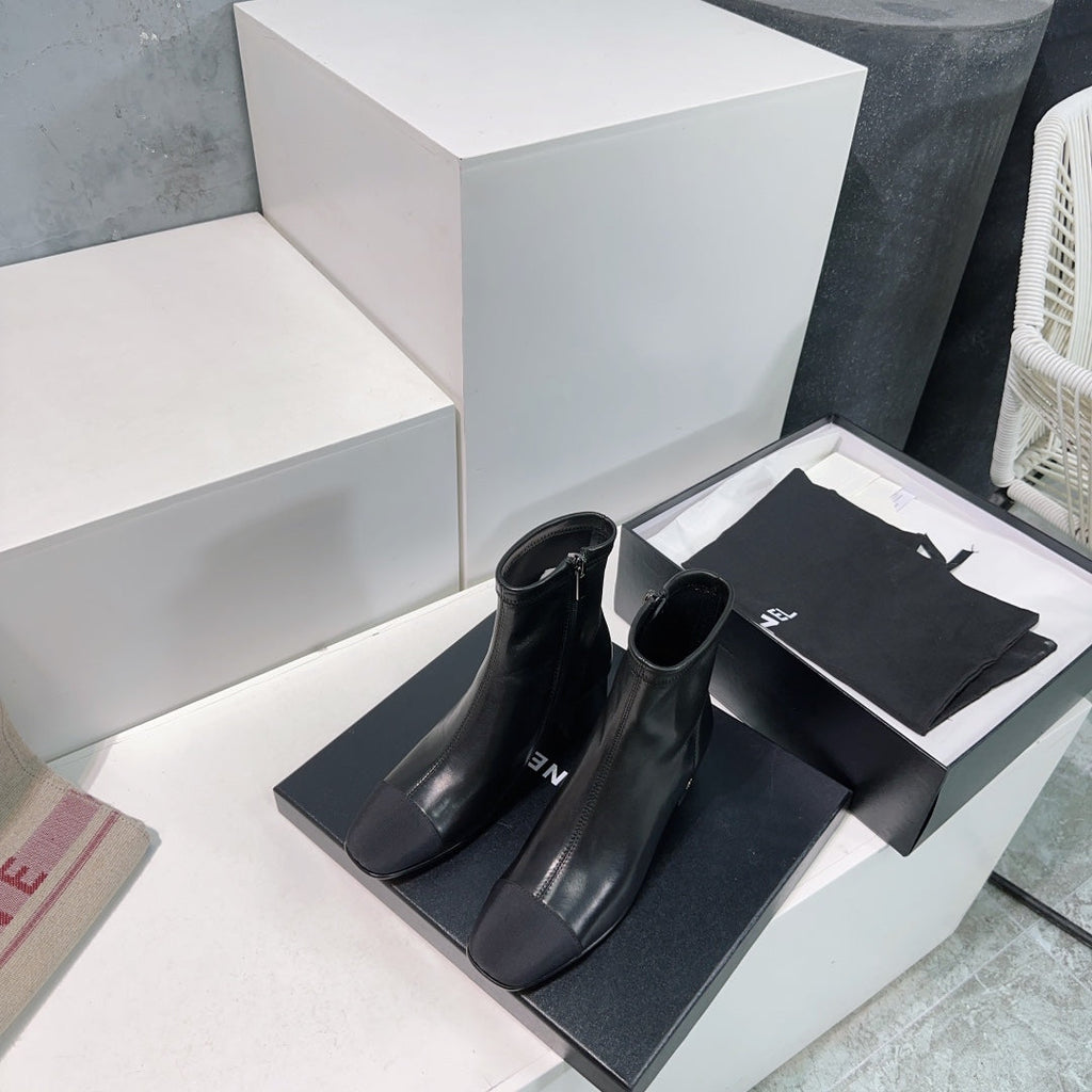 Chanel Ankle Boots 25S 45 mm in Black Lambskin with Zipper