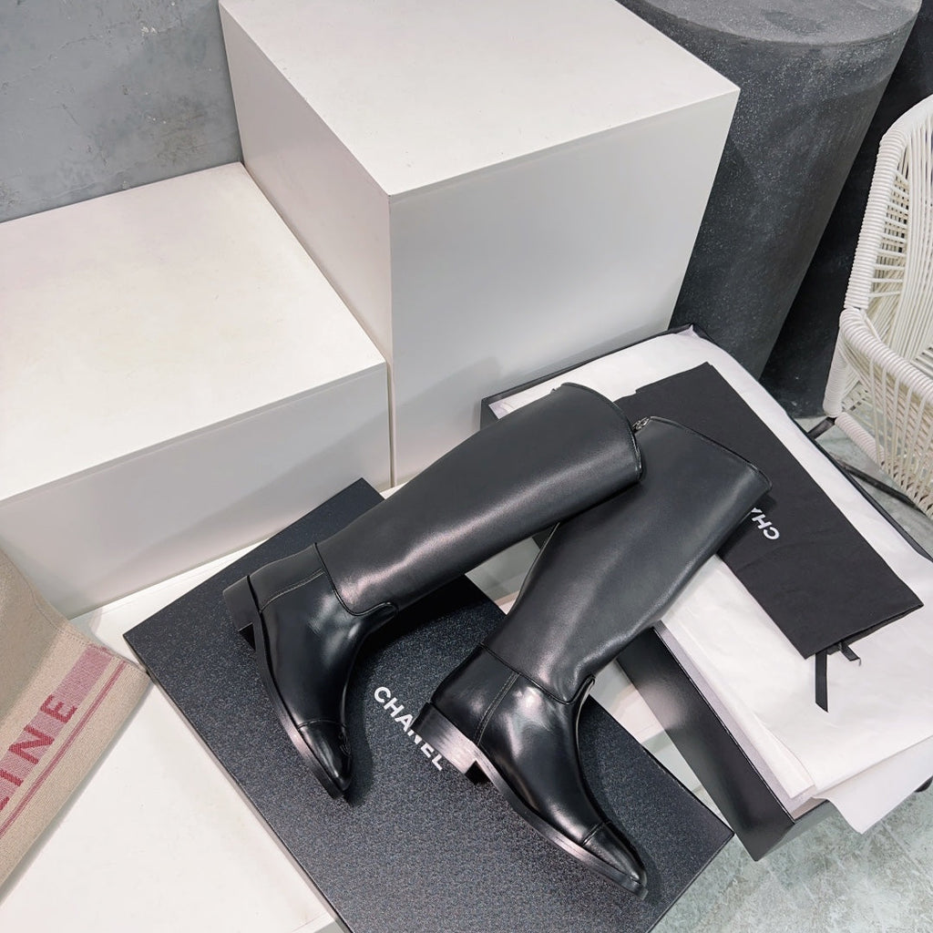 Chanel Knee-High Zipper Boots 25S 25 mm in Black Lambskin