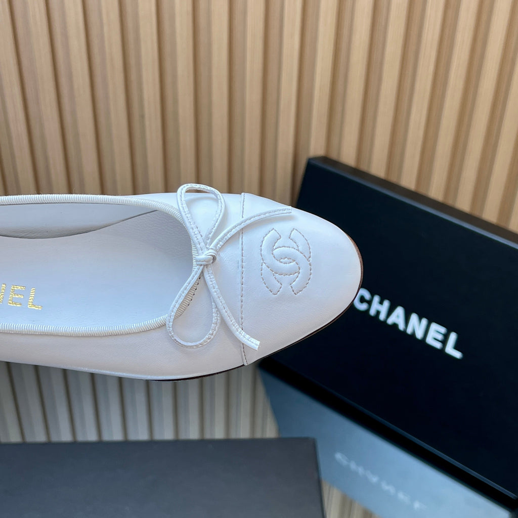 Chanel 25S Ballet Flats 20mm in White Calfskin with Bow