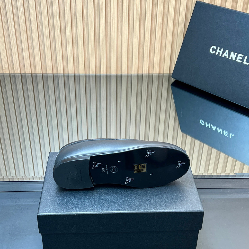 Chanel 25S Mary Jane Ballet Flats in Black Calfskin and Solf Fleece Lining