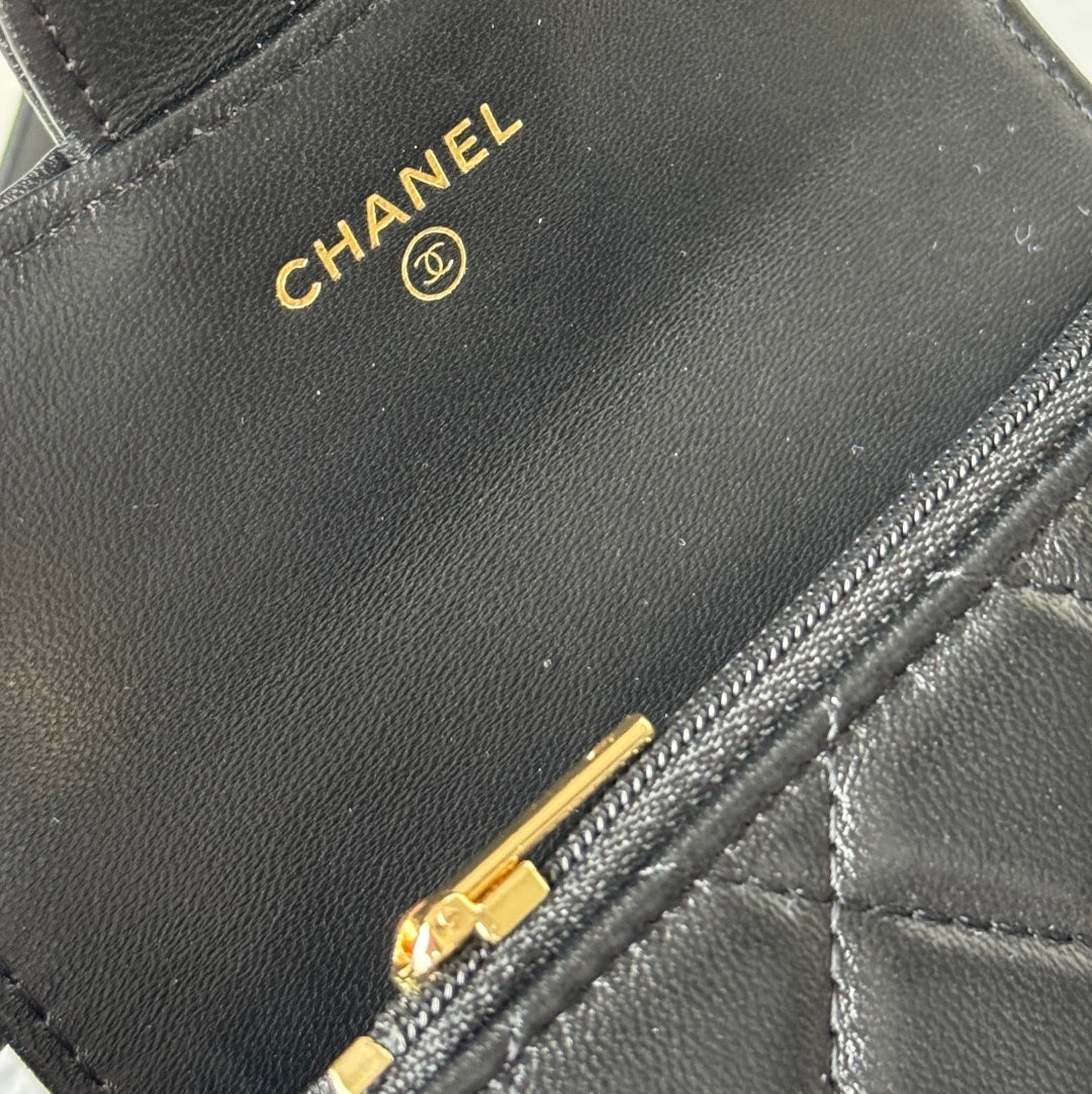 Chanel 25S Classic Card Holder 11 in Black Lambskin Gold Hardware