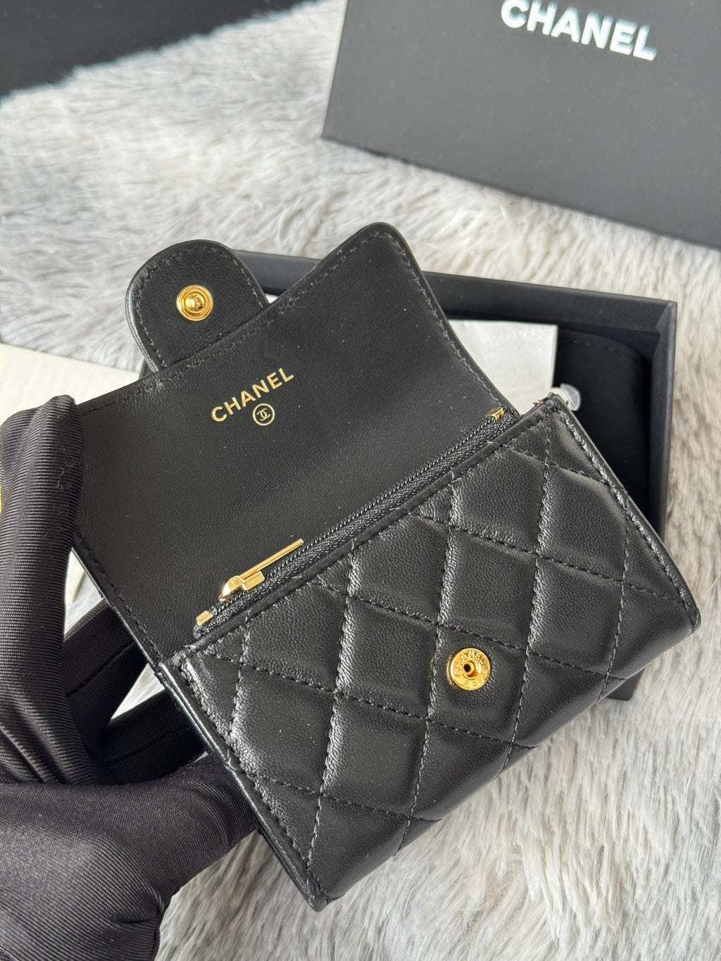 Chanel 25S Classic Card Holder 11 in Black Lambskin Gold Hardware