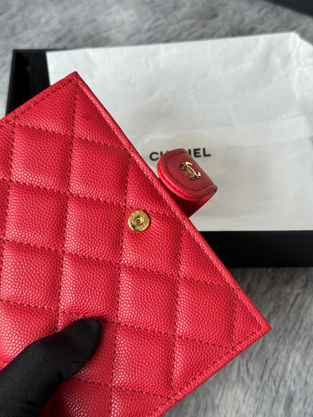Chanel 25S Multi Purpose Passport Wallet 15 in Vivid Red Calfskin Gold Hardware