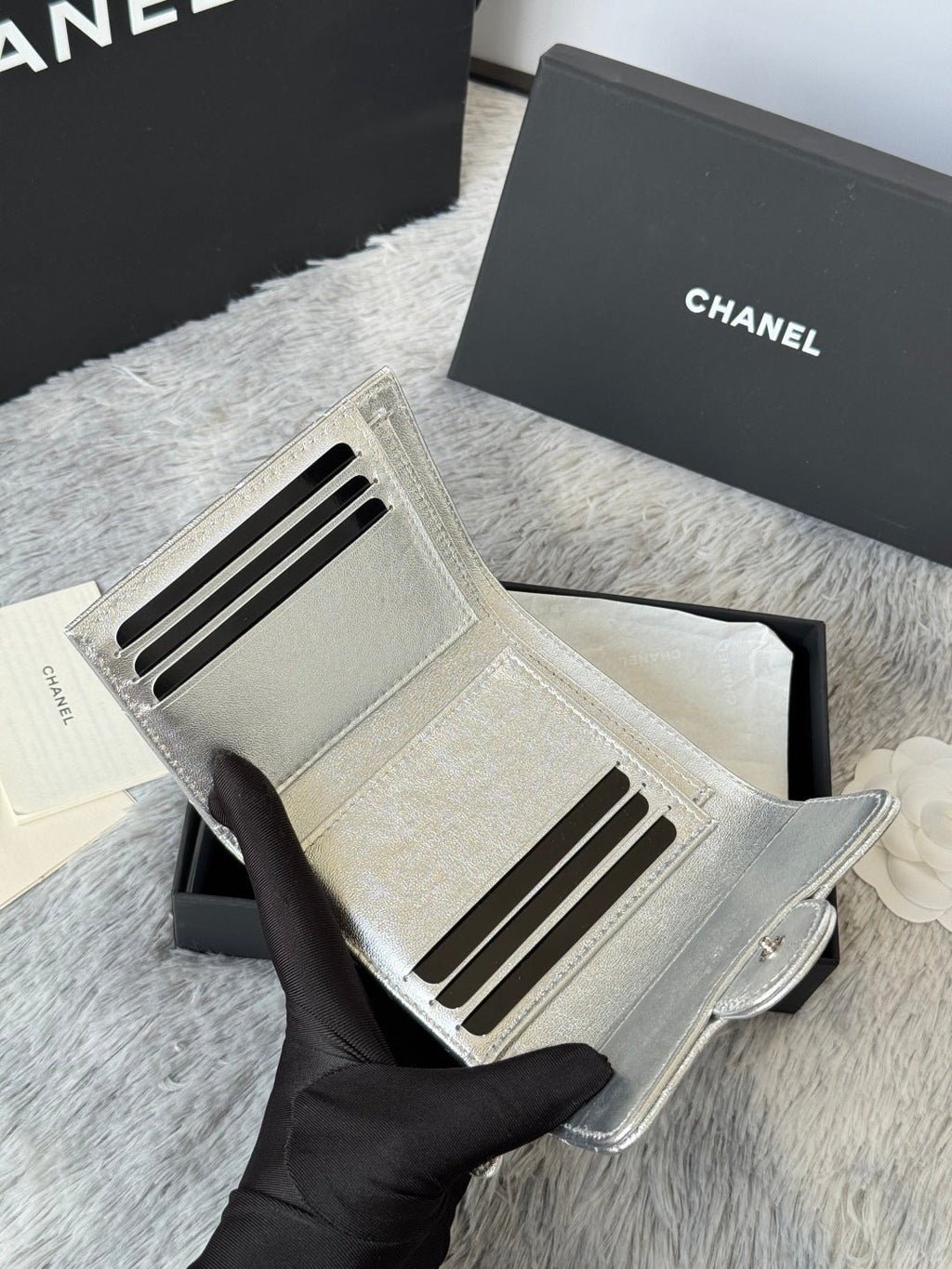 Chanel 25S Cf Small Tri Fold Wallet 11 in Silver Caviar Gold Hardware