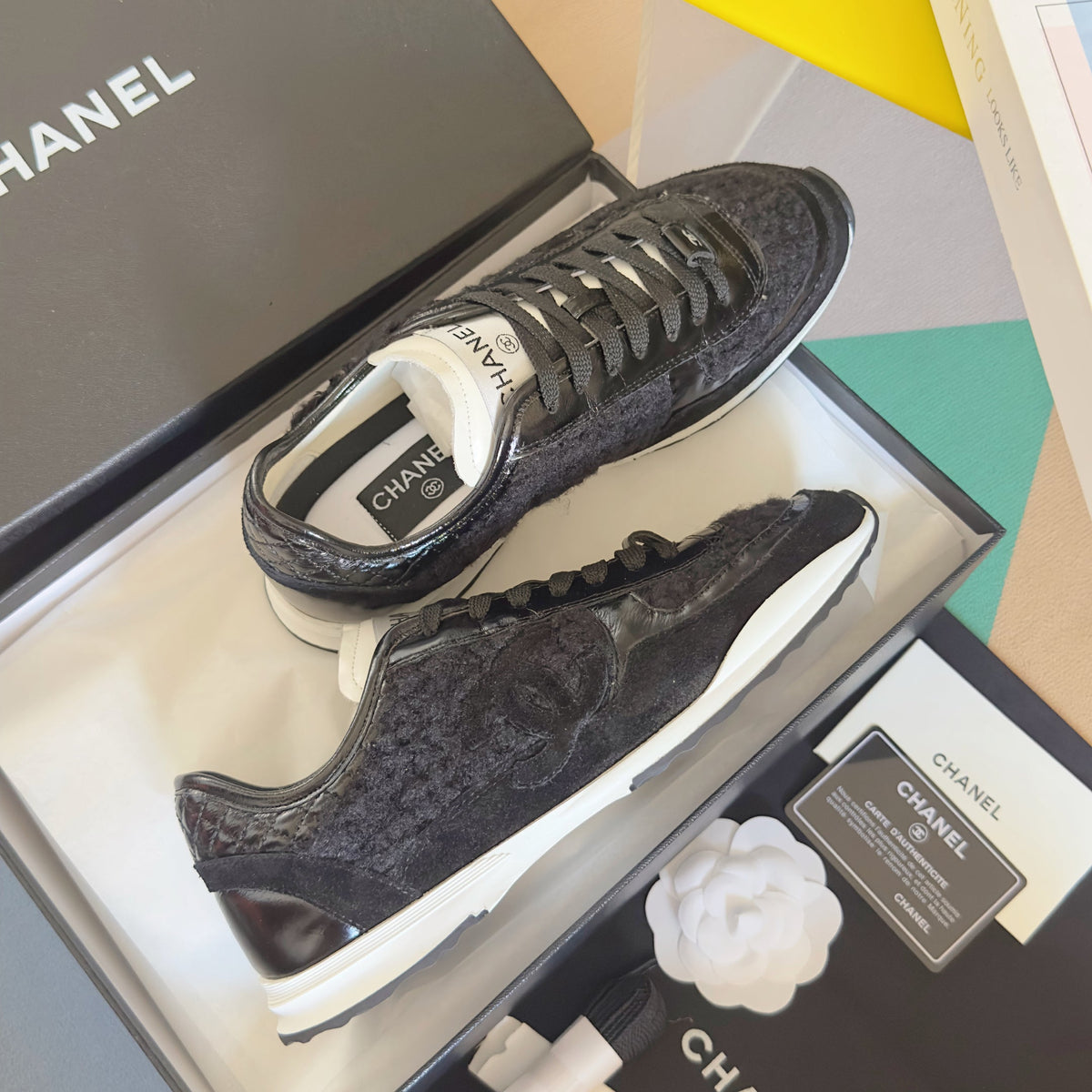Chanel 25S Sneakers 20mm in Black Calfskin and Suede
