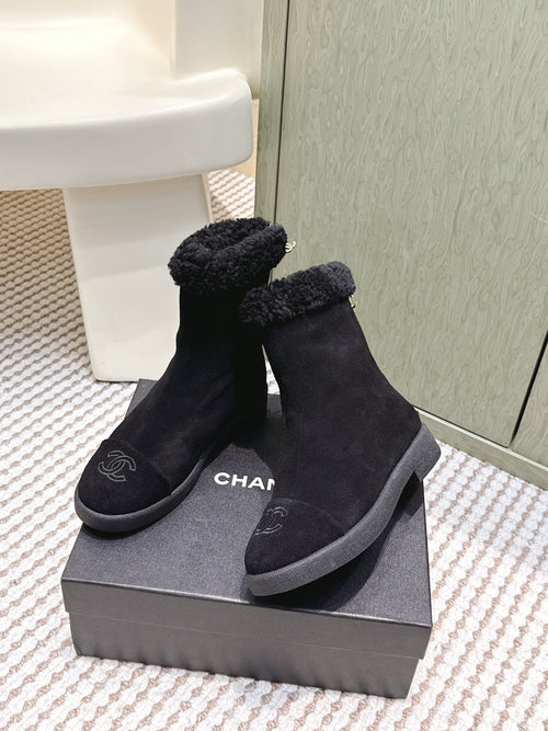 Chanel 25S Calf-High Boots in Black Suede Lined with Sheepskin