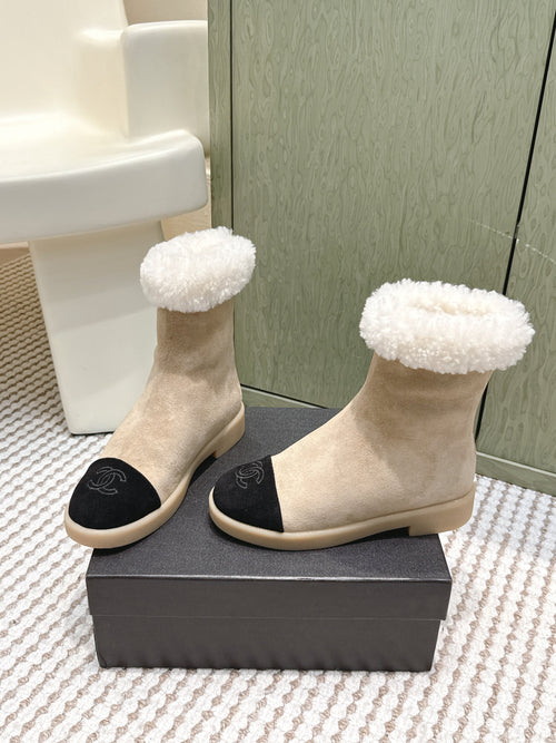 Chanel 25S Calf-High Boots in Black and Beige Suede Lined with Sheepskin