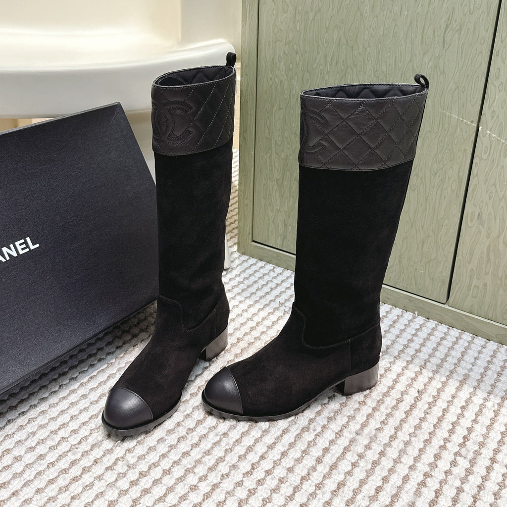 Chanel 25S High-Calf Cowboy Boots in Black Suede and Calfskin Diamond-Quilted