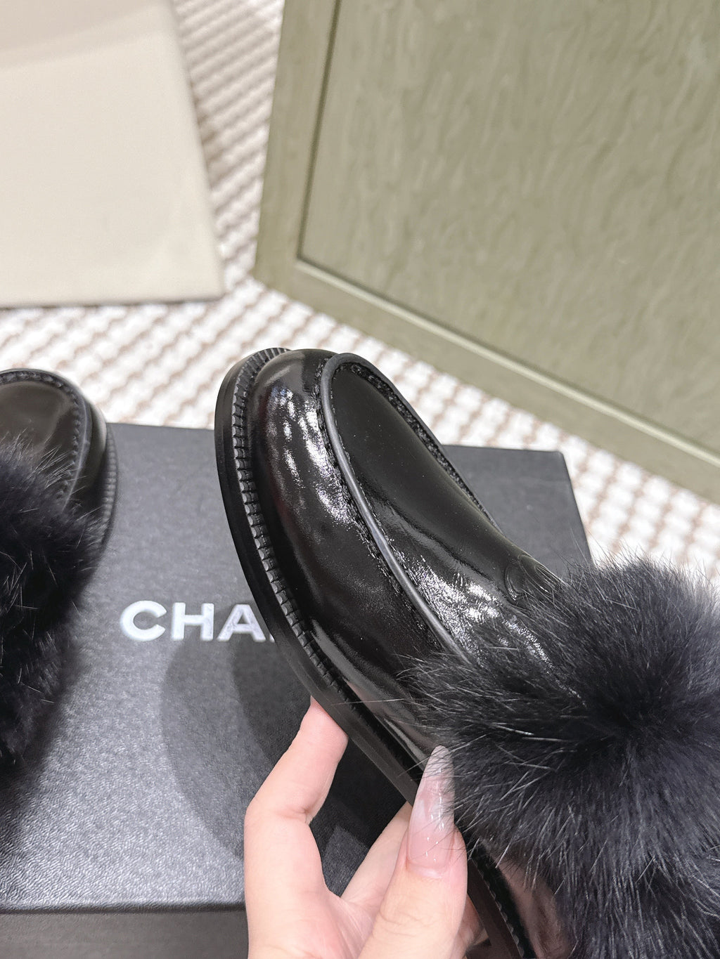 Chanel 25S Loafers Moccasin in Black Glossy Calfskin with Mink Fur Lining
