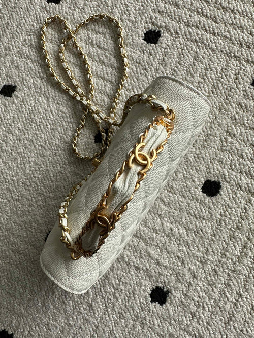 Chanel 25S Classic Wallet On Chain 19 in White Lambskin with Gold Hardware